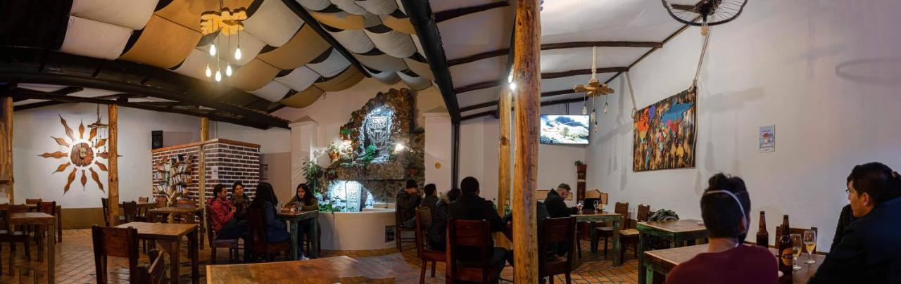 קואנקה Hostal Yakumama מראה חיצוני תמונה